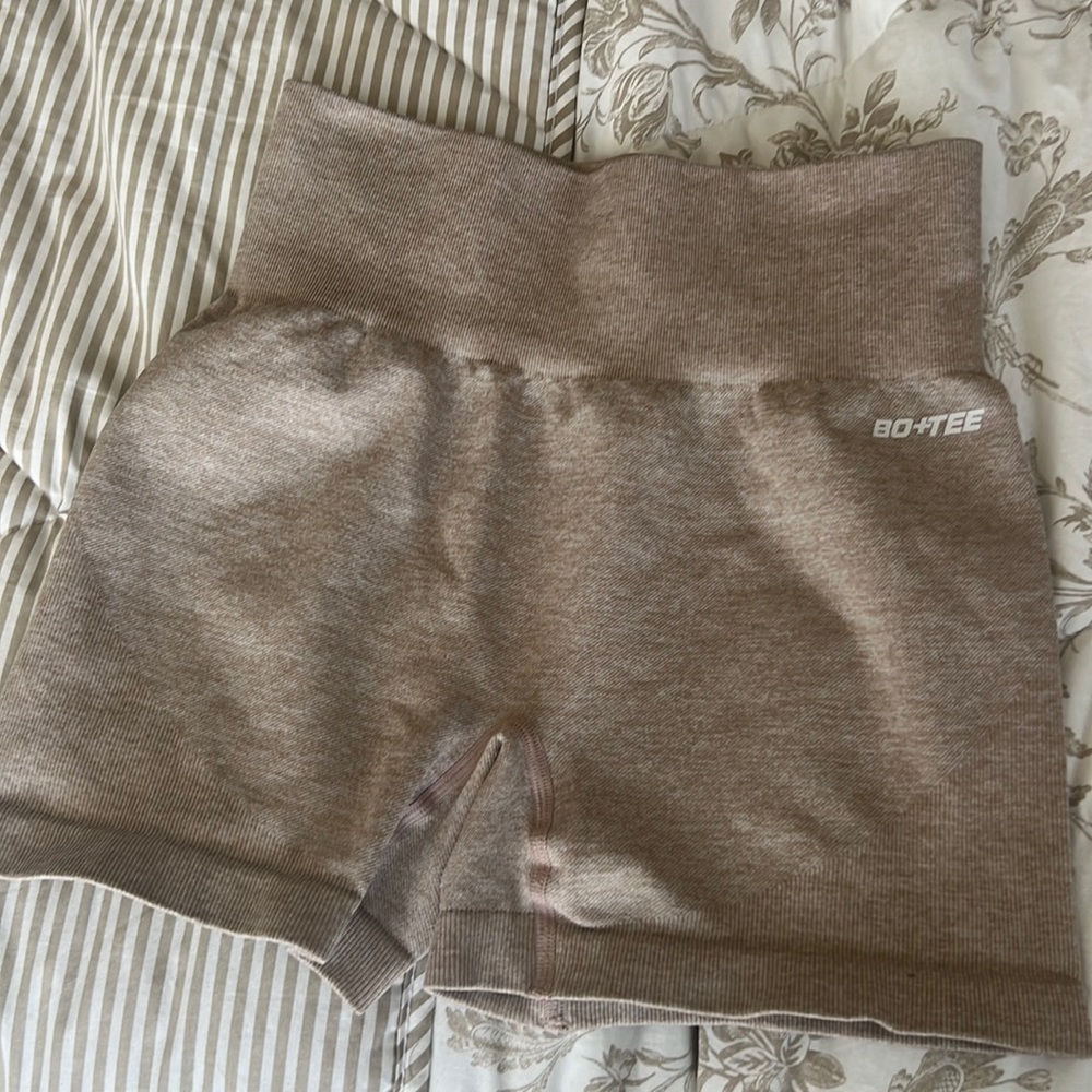 Bo + tee shorts